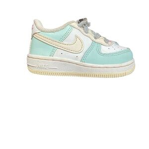 NIKE AIR FORCE 1 LOW EMERALD RISE GUAVA ICE FJ3486-300 SZ 5C